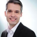 Dirk Henker