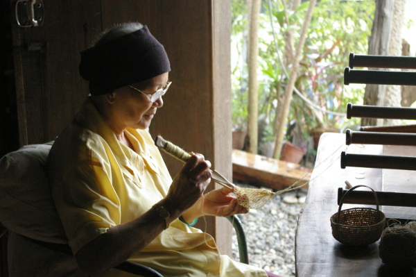 Traditional Weaving (credit: Sra)