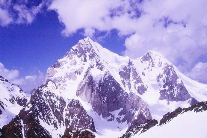 Booni Zom (6,542 m)