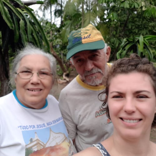 3.20 - The picture shows Kemely with Sr. Ze do Cachimbo and Sra Alaide. They are local community producers and supply us with fruit, vegetables, eggs and good stories!