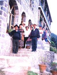 Community members visit Uxlabil